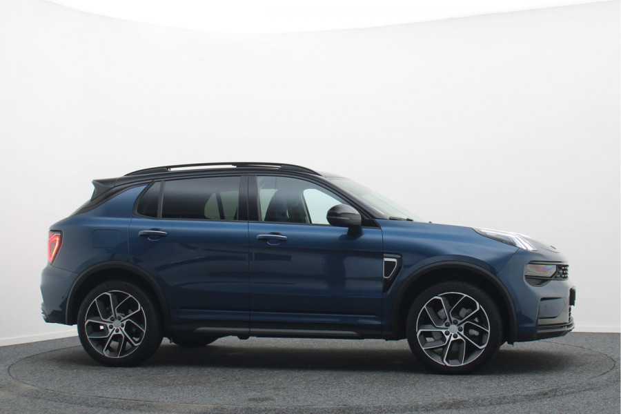 Lynk & Co 01 1.5 Plug-in Hybrid Two-Tone, 360° Camera, Panoramadak, ACC, Keyless, Navigatie, PDC, LED, 20''
