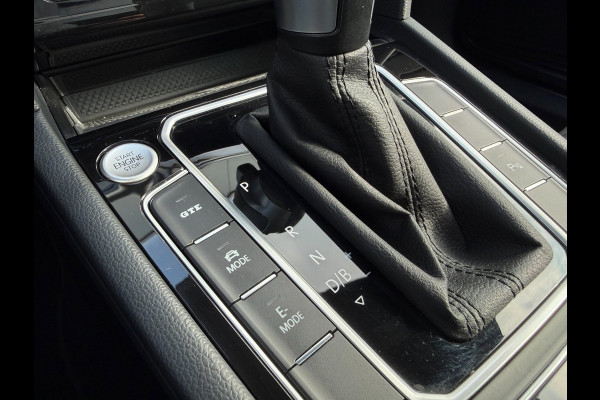 Volkswagen Passat Variant 1.4 TSI PHEV GTE * Panoramadak * AUTOMAAT * Navigatiesysteem * 18 Inch Velgen *
