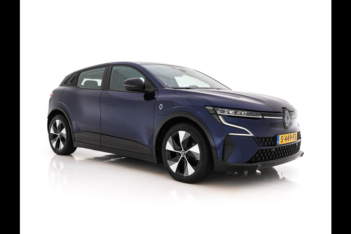 Renault Mégane E-Tech EV60 Optimum Charge Evolution [3-Fase-22kW] {SoH-91%} (INCL-BTW) Aut. *HEATPUMP | FULL-LED | CAMERA | LANE-ASSIST | KEYLESS | NAVI-FULLMAP | CARPLAY | COMFORTSEATS | DIGI-COCKPIT | ECC | PDC | 18"ALU*