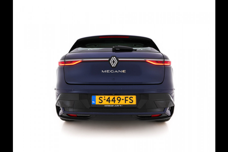 Renault Mégane E-Tech EV60 Optimum Charge Evolution [3-Fase-22kW] {SoH-91%} (INCL-BTW) Aut. *HEATPUMP | FULL-LED | CAMERA | LANE-ASSIST | KEYLESS | NAVI-FULLMAP | CARPLAY | COMFORTSEATS | DIGI-COCKPIT | ECC | PDC | 18"ALU*