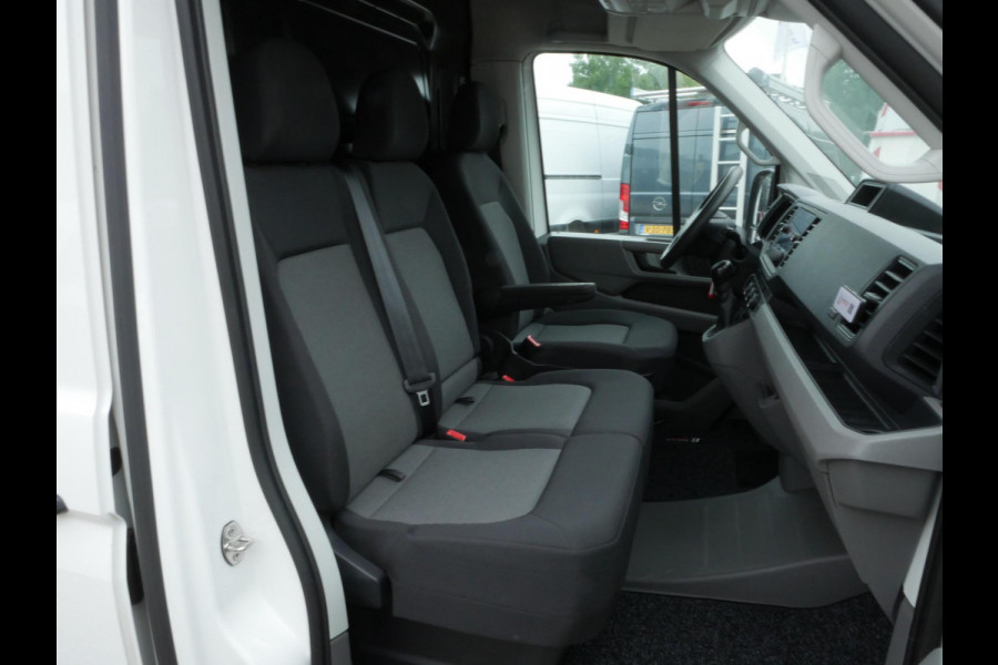Volkswagen Crafter 2.0TDI 177PK L4H2 AUTOM AC Imp 3-zits 3.5T-haak Dubbel lucht