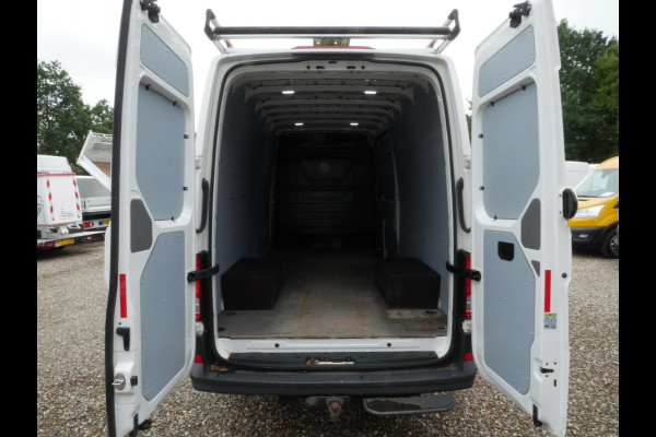 Volkswagen Crafter 2.0TDI 177PK L4H2 AUTOM AC Imp 3-zits 3.5T-haak Dubbel lucht