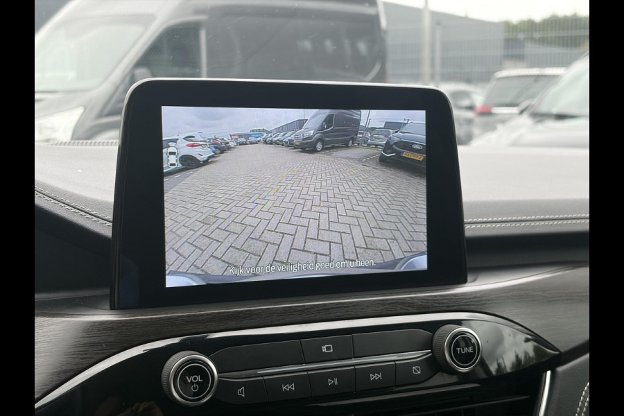 Ford Kuga 2.5 PHEV Vignale 225pk | Driver Assistance Pack | 121.500 KM | Volledig lederen interieur | Winter Pack |
