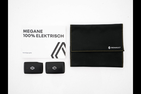 Renault Mégane E-Tech EV60 Optimum Charge Evolution [3-Fase-22kW] {SoH-91%} (INCL-BTW) Aut. *HEATPUMP | FULL-LED | CAMERA | LANE-ASSIST | KEYLESS | NAVI-FULLMAP | CARPLAY | COMFORTSEATS | DIGI-COCKPIT | ECC | PDC | 18"ALU*