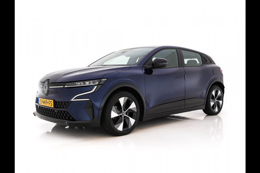 Renault Mégane E-Tech EV60 Optimum Charge Evolution [3-Fase-22kW] {SoH-91%} (INCL-BTW) Aut. *HEATPUMP | FULL-LED | CAMERA | LANE-ASSIST | KEYLESS | NAVI-FULLMAP | CARPLAY | COMFORTSEATS | DIGI-COCKPIT | ECC | PDC | 18"ALU*