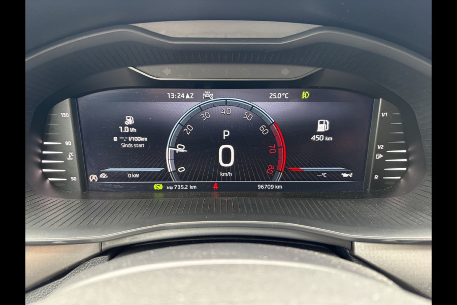 Škoda Kamiq 1.0 TSi DSG 110pk Business Edition NAVI/CARPLAY/VIRTUAL/CLIMA/CRUISE/PDC/STOELVERWARMING