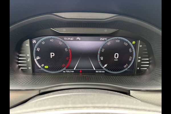 Škoda Kamiq 1.0 TSi DSG 110pk Business Edition NAVI/CARPLAY/VIRTUAL/CLIMA/CRUISE/PDC/STOELVERWARMING