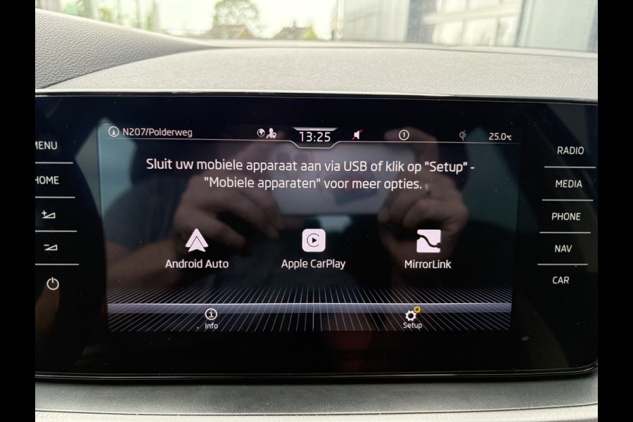 Škoda Kamiq 1.0 TSi DSG 110pk Business Edition NAVI/CARPLAY/VIRTUAL/CLIMA/CRUISE/PDC/STOELVERWARMING