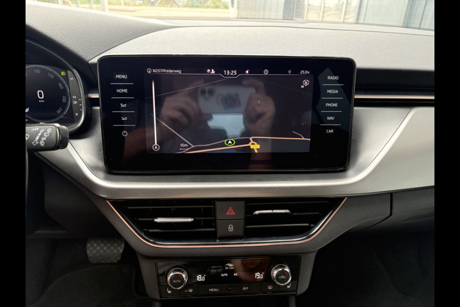 Škoda Kamiq 1.0 TSi DSG 110pk Business Edition NAVI/CARPLAY/VIRTUAL/CLIMA/CRUISE/PDC/STOELVERWARMING