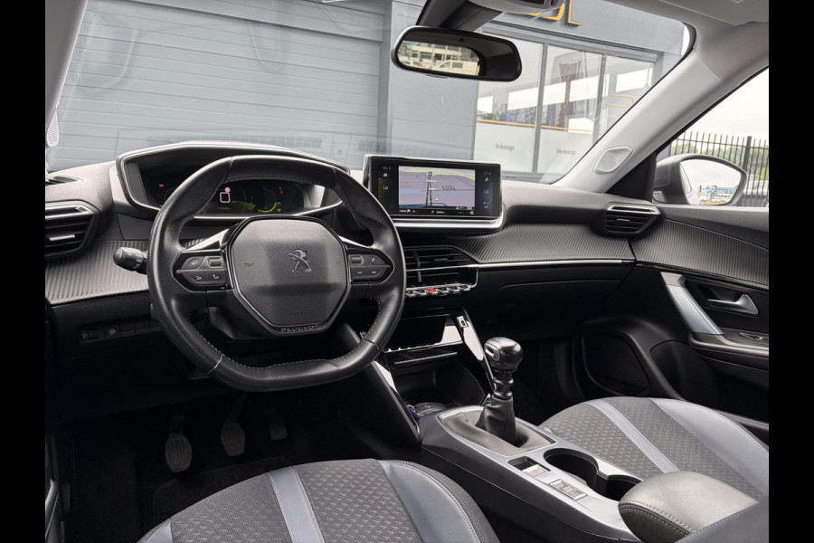 Peugeot 2008 1.2 PureTech Allure 2e Eigenaar l D-riem vv in 08/2024 l Camera360° l Draadloze telefoonlader l 131pk l Carplay l Navi l 6 Bak l Clima l Cruise l Halfleder l Keylss l 17'' Lmv l Pdc l N.A.P l Apk tot 09-2028
