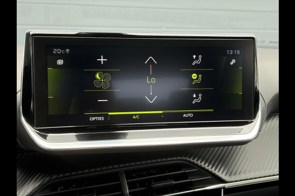 Peugeot 2008 1.2 PureTech Allure 2e Eigenaar l D-riem vv in 08/2024 l Camera360° l Draadloze telefoonlader l 131pk l Carplay l Navi l 6 Bak l Clima l Cruise l Halfleder l Keylss l 17'' Lmv l Pdc l N.A.P l Apk tot 09-2028