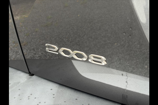 Peugeot 2008 1.2 PureTech Allure 2e Eigenaar l D-riem vv in 08/2024 l Camera360° l Draadloze telefoonlader l 131pk l Carplay l Navi l 6 Bak l Clima l Cruise l Halfleder l Keylss l 17'' Lmv l Pdc l N.A.P l Apk tot 09-2028