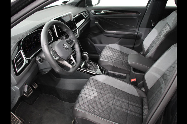 Volkswagen T-Roc 1.5 eTsi R-Line Edition Automaat Camera Navigatie Apple Carplay/Android Auto Climate control Lichtmetalen Velgen Extra Getint Glas Lichtmetalen Velgen Voorstoelen verwarmbaar