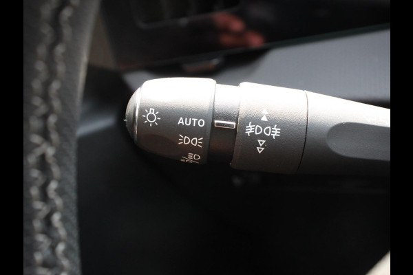 Opel Astra 1.2 Automaat GS Line Climate control Adaptieve cruise control LED Voorstoelen verwarmd Stuurwiel verwarmd Achteruitrij camera 360* Sfeer verlichting Apple carplay/ Android auto