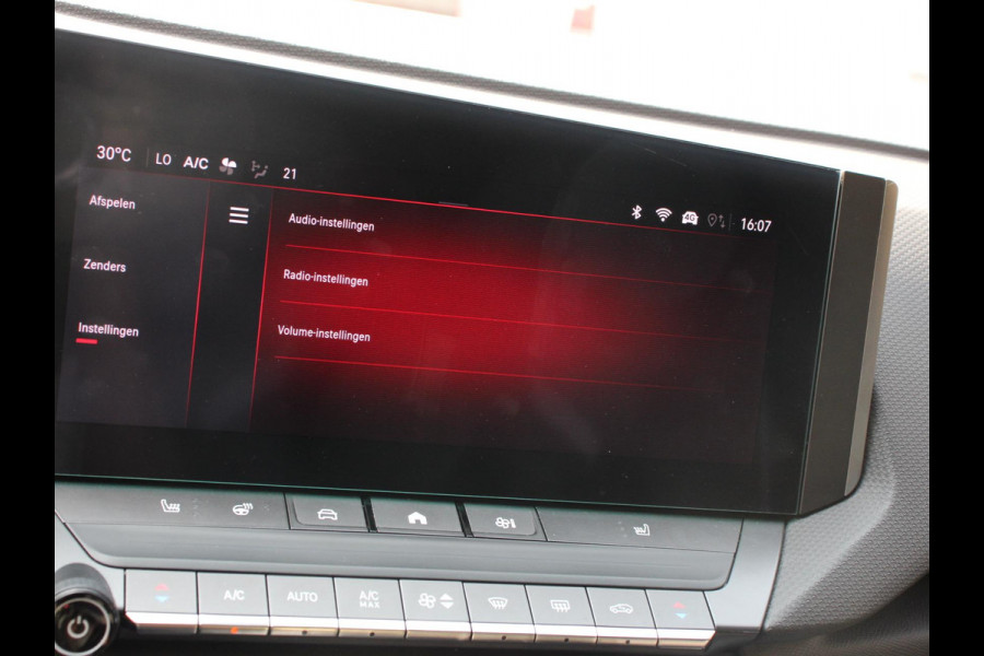 Opel Astra 1.2 Automaat GS Line Climate control Adaptieve cruise control LED Voorstoelen verwarmd Stuurwiel verwarmd Achteruitrij camera 360* Sfeer verlichting Apple carplay/ Android auto