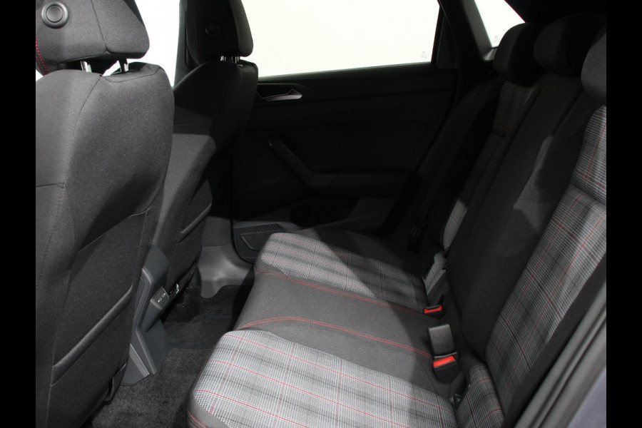Volkswagen Polo 2.0 TSI GTI 207pk Automaat Digitale Cockpit Navigatie Appel Carplay/Android Auto Climate Control Extra getint Glas Stoelverwarming Dab Led Adaptive Cruise Control