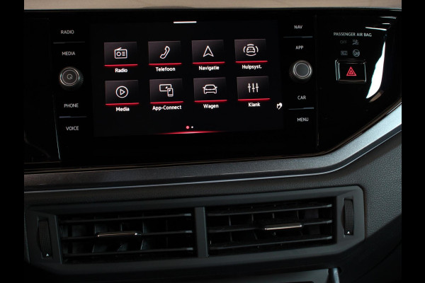 Volkswagen Polo 2.0 TSI GTI 207pk Automaat Digitale Cockpit Navigatie Appel Carplay/Android Auto Climate Control Extra getint Glas Stoelverwarming Dab Led Adaptive Cruise Control