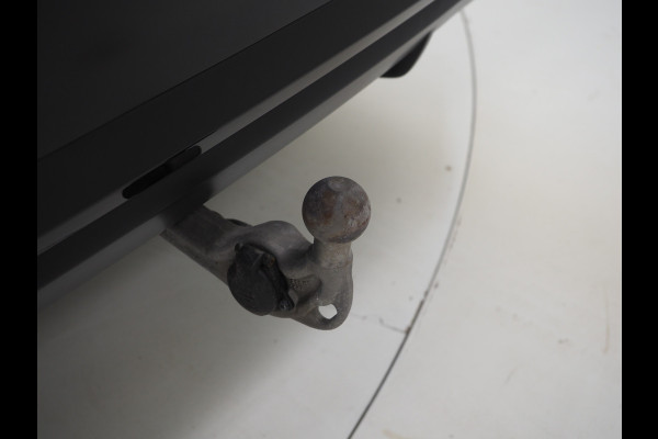 Volkswagen Tayron 1.5 eHybrid | 5 Jaar Garantie | Trekhaak | Harman/Kardon | Camera | Sfeerlicht | Dodehoek | Adaptive Cruise