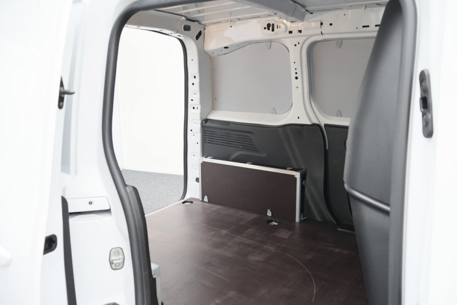 Opel Combo 1.5D L1H1 Automaat Airco, Cruise Control, PDC, Apple CarPlay, Stuurverwarming