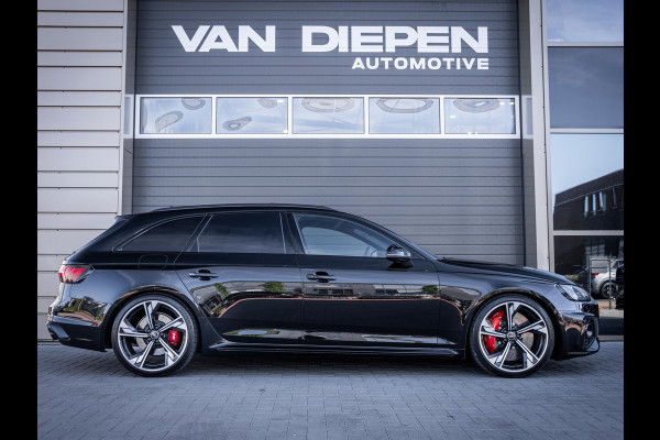 Audi A4 Avant 2.9 TFSI RS 4 quattro competition plus - Dynamic + l Ceramic l RDC l Pano l HUD