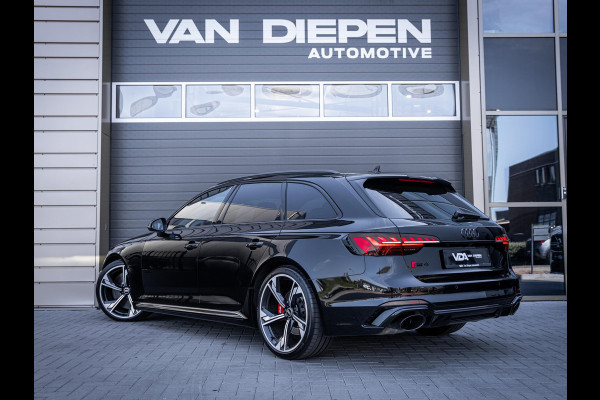 Audi A4 Avant 2.9 TFSI RS 4 quattro competition plus - Dynamic + l Ceramic l RDC l Pano l HUD