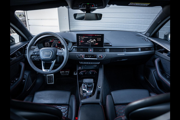Audi A4 Avant 2.9 TFSI RS 4 quattro competition plus - Dynamic + l Ceramic l RDC l Pano l HUD