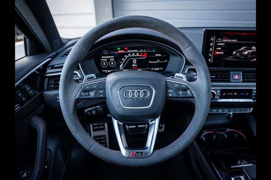 Audi A4 Avant 2.9 TFSI RS 4 quattro competition plus - Dynamic + l Ceramic l RDC l Pano l HUD