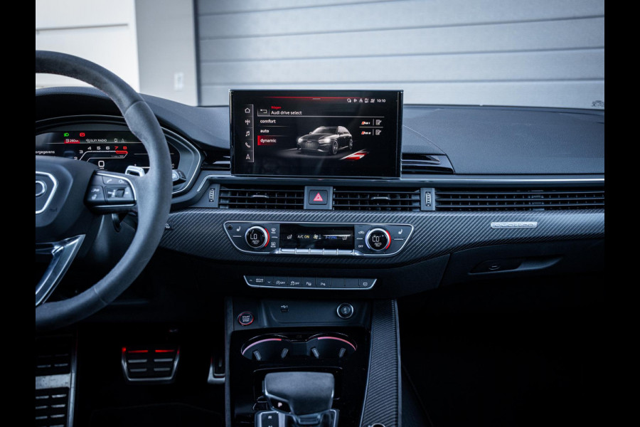 Audi A4 Avant 2.9 TFSI RS 4 quattro competition plus - Dynamic + l Ceramic l RDC l Pano l HUD