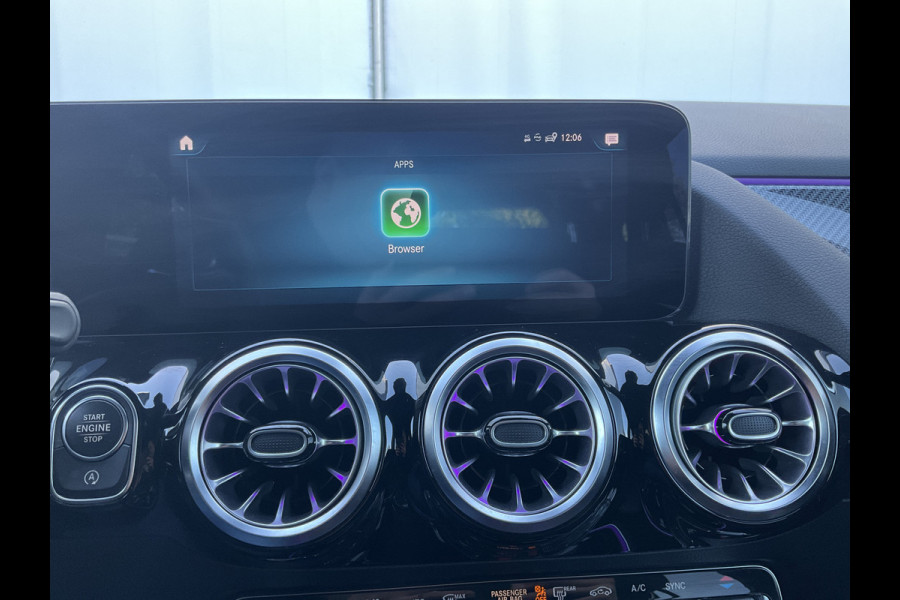 Mercedes-Benz GLA 180 Aut7 Solution AMG Pano.dak Stoel elctr+verw. Trekhaak Carplay Camera Business