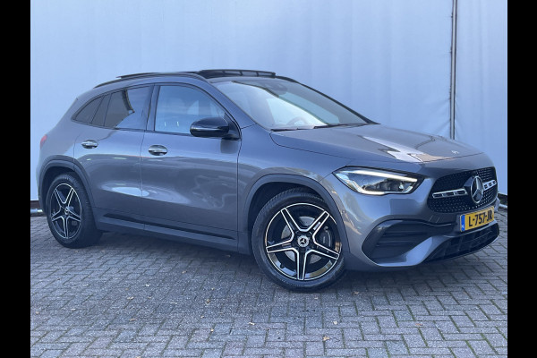 Mercedes-Benz GLA 180 Aut7 Solution AMG Pano.dak Stoel elctr+verw. Trekhaak Carplay Camera Business