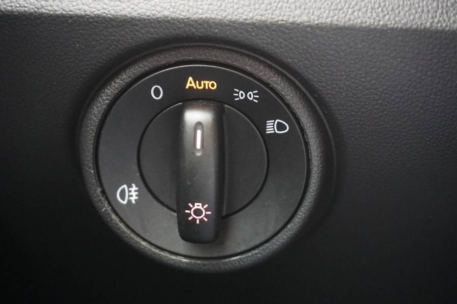 Volkswagen up! 1.0 BMT move up!/ALL-SEASON/DAB/BLUETOOTH/2E EIGN.