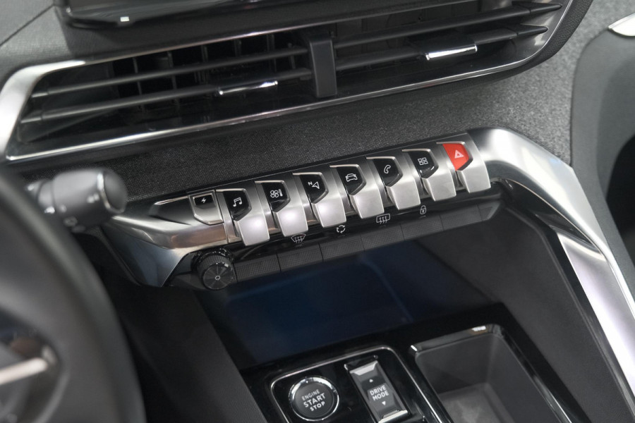 Peugeot 3008 1.6 Plug-in HYbrid 225 Allure | Camera | Dodehoekdetectie | Navigatie | Apple Carplay