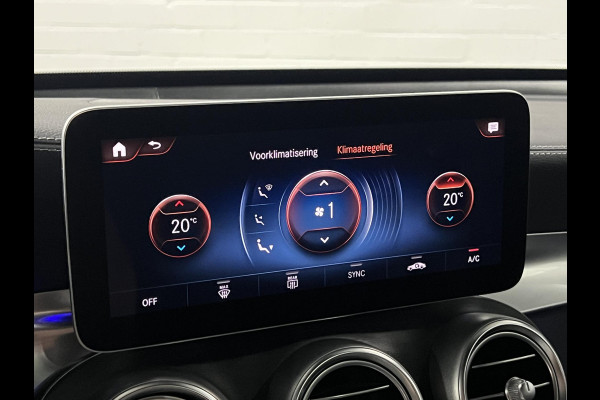 Mercedes-Benz GLC 300e 4MATIC AMG-line Distronic | Open dak | Burmester | Memory | Stoelverwarming | Achteruitrij camera | Carplay