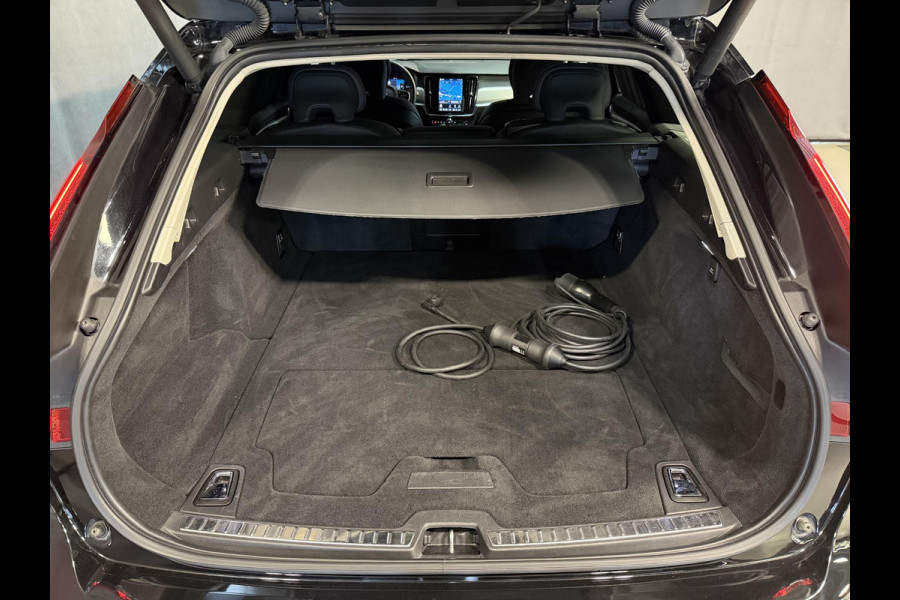 Volvo V90 2.0 T6 Plug-in hybrid AWD Plus Bright 19"/Leder + memory l + r/Stoel + stuurverwarmingAdaptieve cruise/Harman Kardon/Dodehoek/Elektrische klep/Keyless