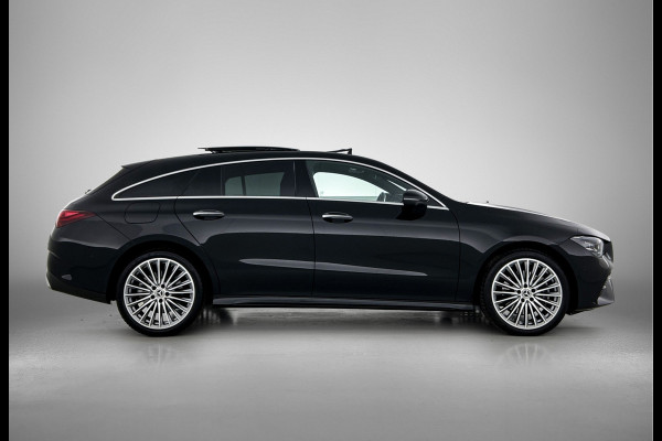 Mercedes-Benz CLA-Klasse Shooting Brake 250 e Star Edition AMG Line Plus Panoramadak | Burmester | Memory pakket | Keyless go Comfortpakket | Head up dispay Inclusief 24 maanden MB Certified garantie voor Europa.