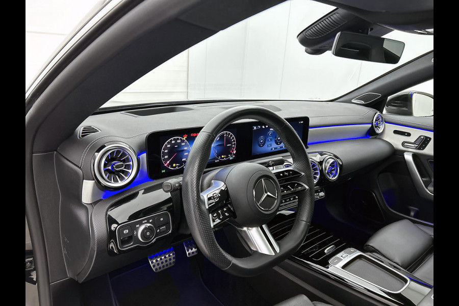 Mercedes-Benz CLA-Klasse Shooting Brake 250 e Star Edition AMG Line Plus Panoramadak | Burmester | Memory pakket | Keyless go Comfortpakket | Head up dispay Inclusief 24 maanden MB Certified garantie voor Europa.