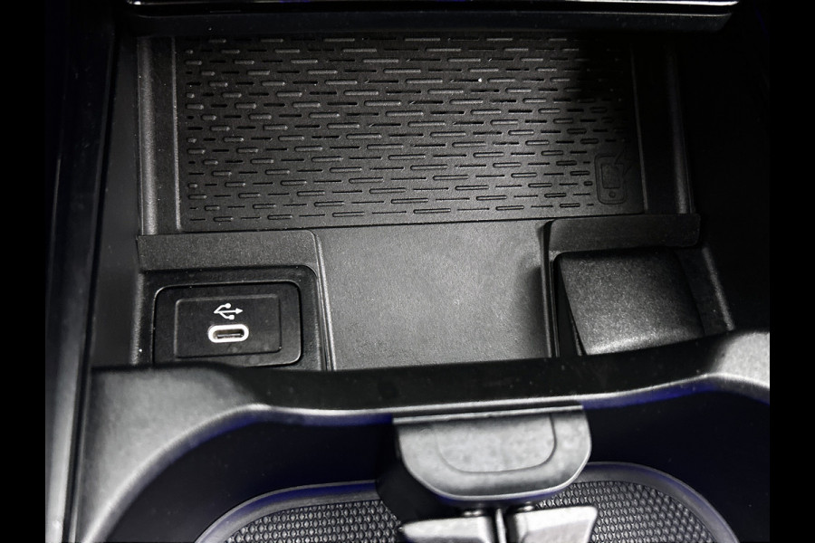 Mercedes-Benz B-Klasse 250 e Star Edition AMG Line Keyless go Comfort pakket | Trekhaak | Achteruitrijcamera | Inclusief 24 maanden MB Certified garantie voor Europa.