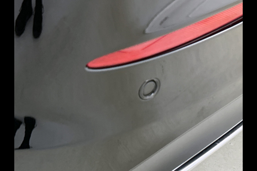 Mercedes-Benz B-Klasse 250 e Star Edition AMG Line Keyless go Comfort pakket | Trekhaak | Achteruitrijcamera | Inclusief 24 maanden MB Certified garantie voor Europa.