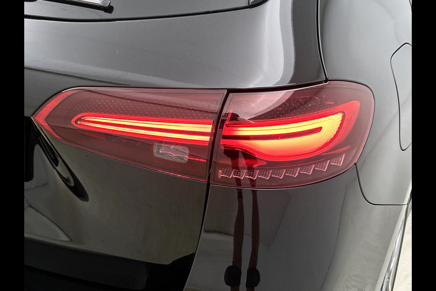 Mercedes-Benz B-Klasse 250 e Star Edition AMG Line Keyless go Comfort pakket | Trekhaak | Achteruitrijcamera | Inclusief 24 maanden MB Certified garantie voor Europa.