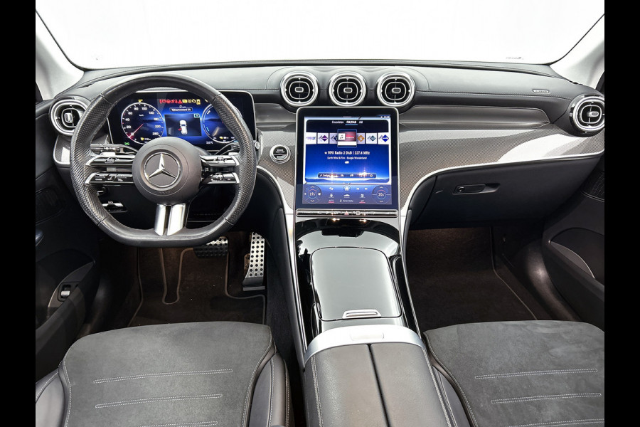 Mercedes-Benz GLC 300 e 4MATIC AMG Plug-In Hybride Night pakket |AMG Line | Memory pakket | Panoramadak | Stuurverwarming winterpakket | Inclusief 24 maanden MB Certified garantie voor Europa.