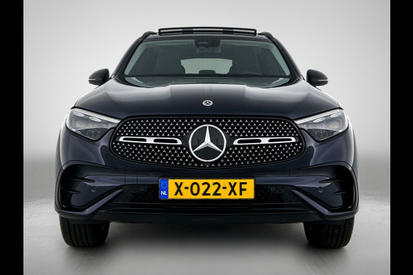 Mercedes-Benz GLC 300 e 4MATIC AMG Plug-In Hybride Night pakket |AMG Line | Memory pakket | Panoramadak | Stuurverwarming winterpakket | Inclusief 24 maanden MB Certified garantie voor Europa.
