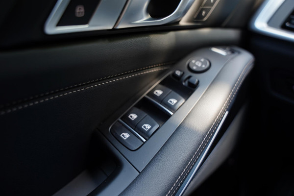 BMW X5 X-Drive 50 E / Harman Kardon / Trekhaak / 22 Inch
