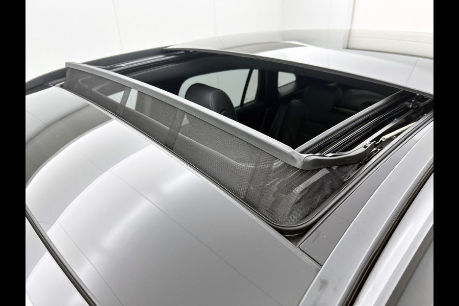 Mercedes-Benz GLA 250 e Star Edition AMG Line aug-26 | Panoramadak | 20 inch lichtemetalen velgen | lederen bekleding | MBUX wide screen | elect. bed. voorstoelen met memory | parking support Inclusief 24 maanden MB Certified garantie voor Europa.