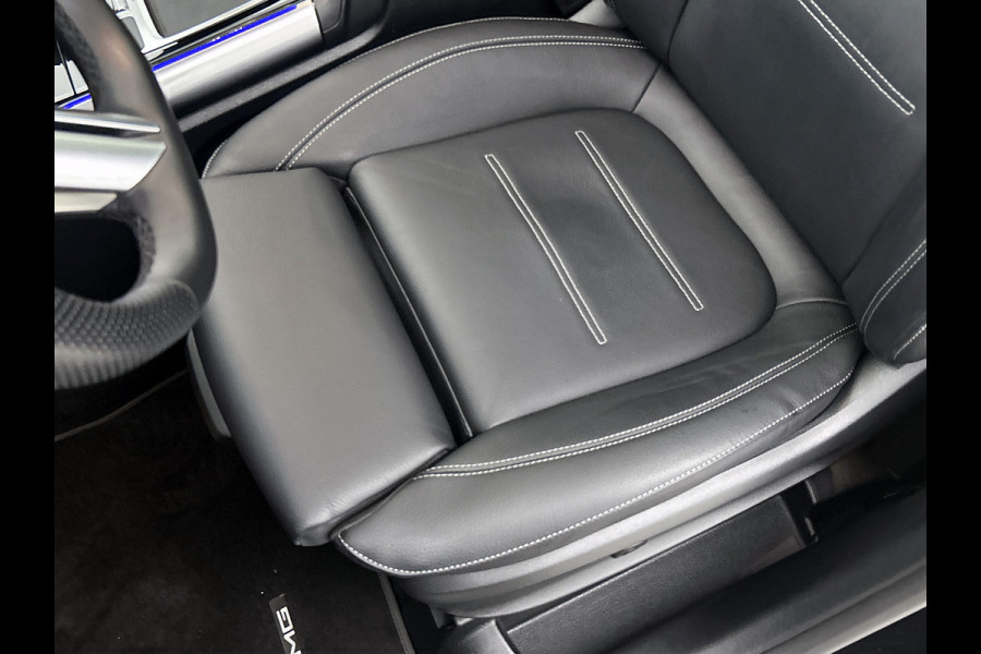 Mercedes-Benz GLA 250 e Star Edition AMG Line aug-26 | Panoramadak | 20 inch lichtemetalen velgen | lederen bekleding | MBUX wide screen | elect. bed. voorstoelen met memory | parking support Inclusief 24 maanden MB Certified garantie voor Europa.