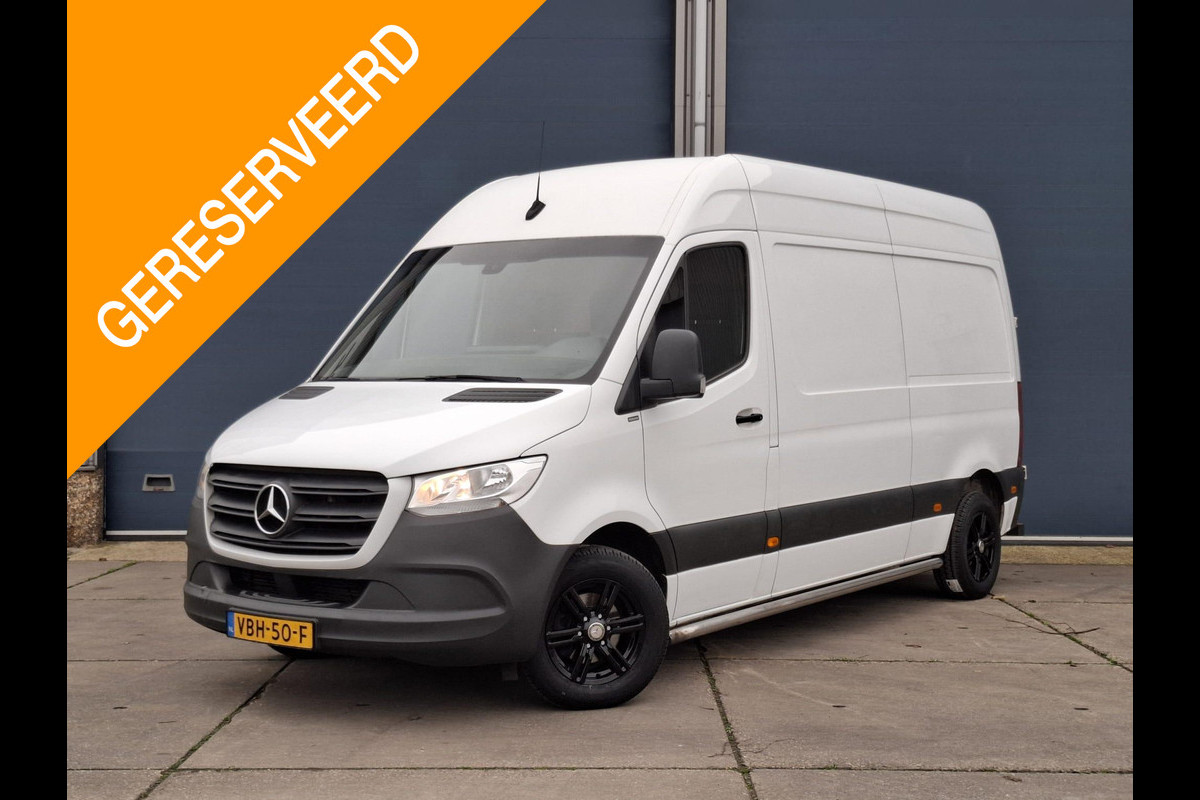 Mercedes-Benz Sprinter 211 2.2 CDI L2H2 AUTOMAAT / TREKHAAK / NAVI / EURO 6 / CARPLAY