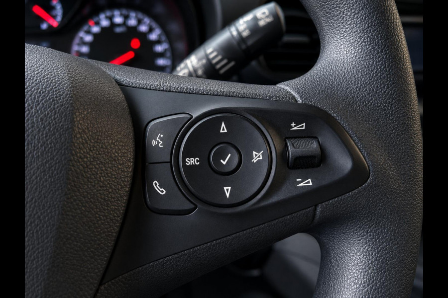 Opel Combo 1.5D L2H1 Edition Navigatie Apple CarPlay Android Auto Parkeerhulp achter Climate Control
