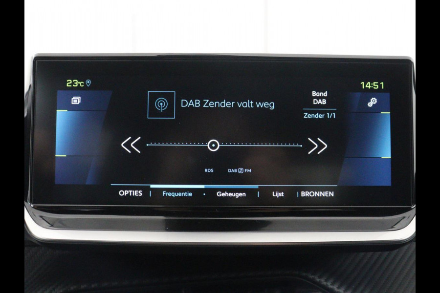 Peugeot e-208 EV GT 350 50 kWh | SOH 92,2% | Half leder | Stoelverwarming | Navigatie | Climate control | Carplay | Camera | Park assist