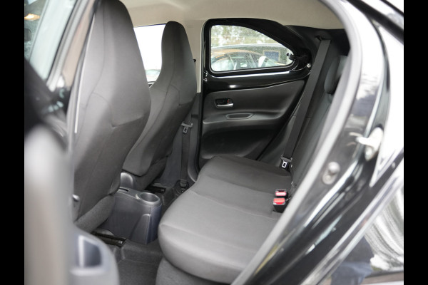 Toyota Aygo X 1.0 VVT-i S-CVT Play | Adaptieve Cruise | Achteruitrijcamera | Apple Carplay/Android Auto |