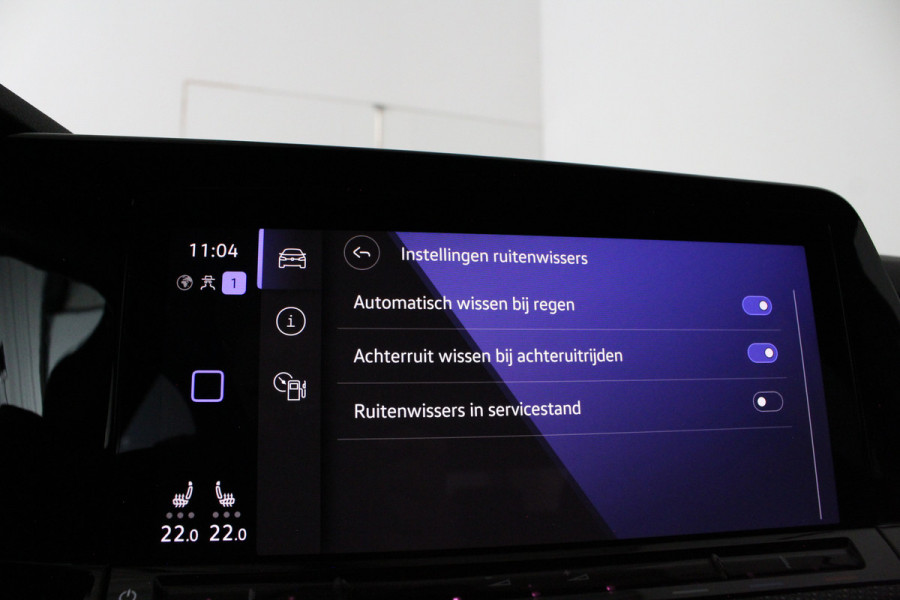 Volkswagen Golf Variant 1.5 eTSI R-Line Business > Trekhaak/IQ.Light/Camera/Winterpakket