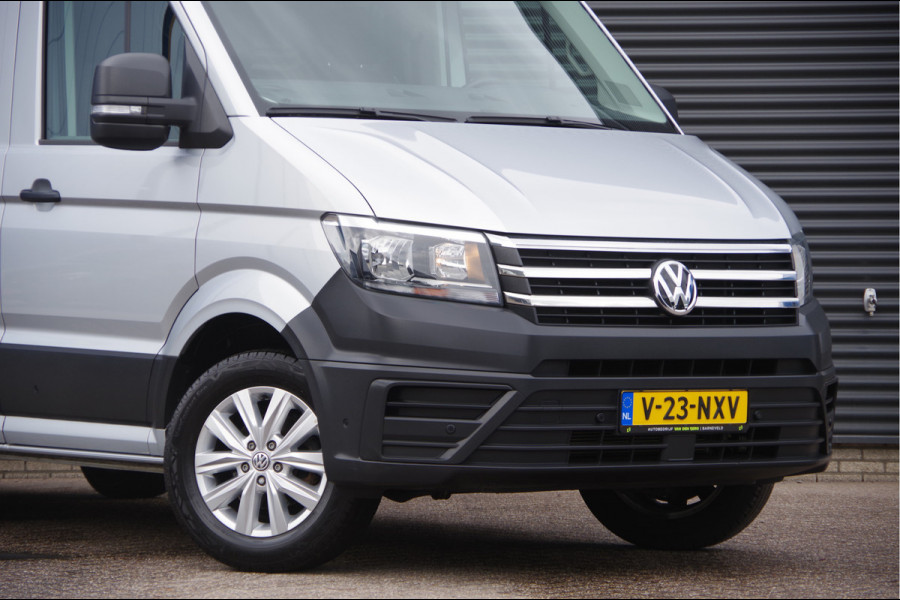 Volkswagen Crafter 2.0 TDI L3H3(L2H2) 3-ZITS, AUT. STOELVERWARMING, CRUISE, CAMERA, AIRCO, CARPLAY, PARKEERSENSOREN